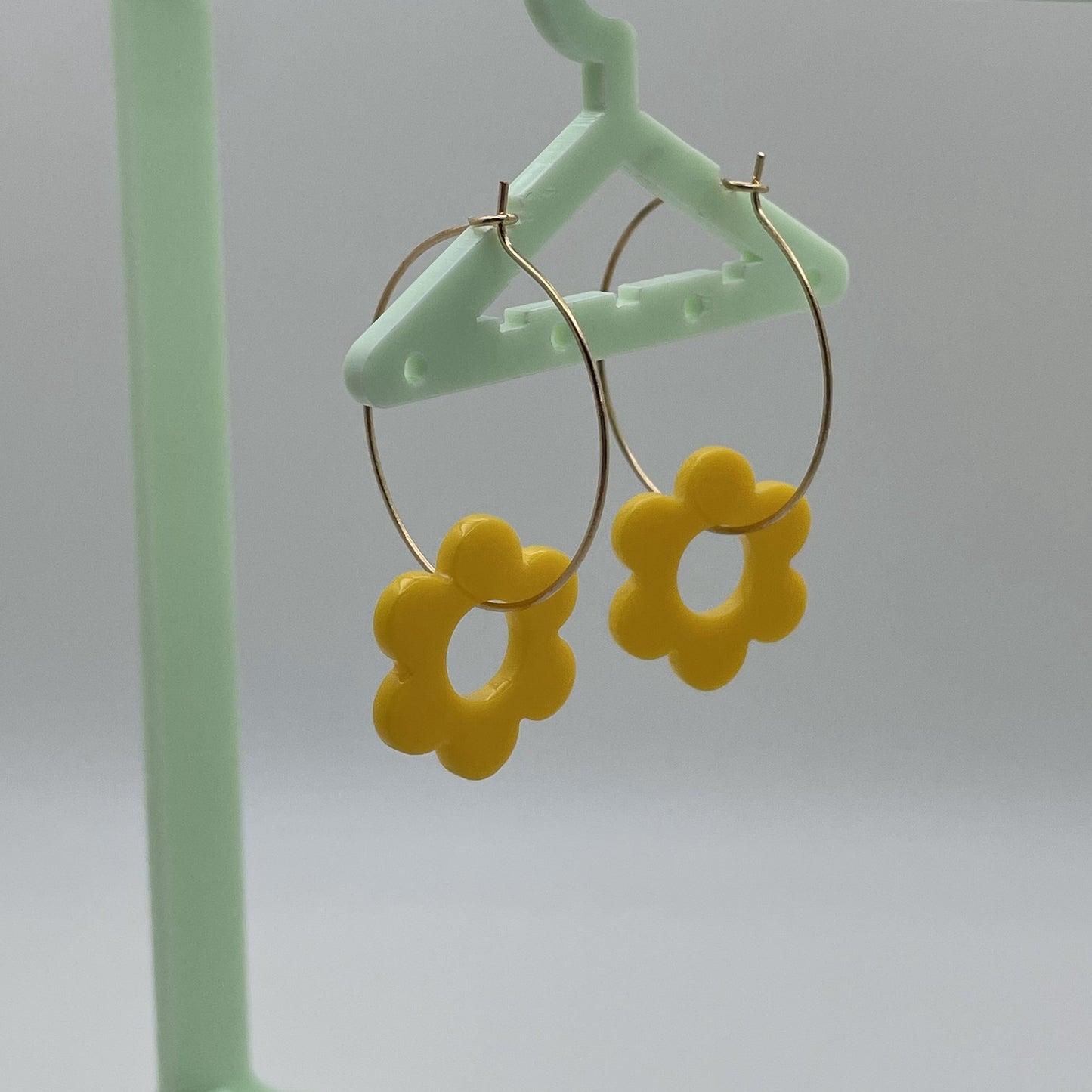 Retro Flower Hoop Dangle Earrings
