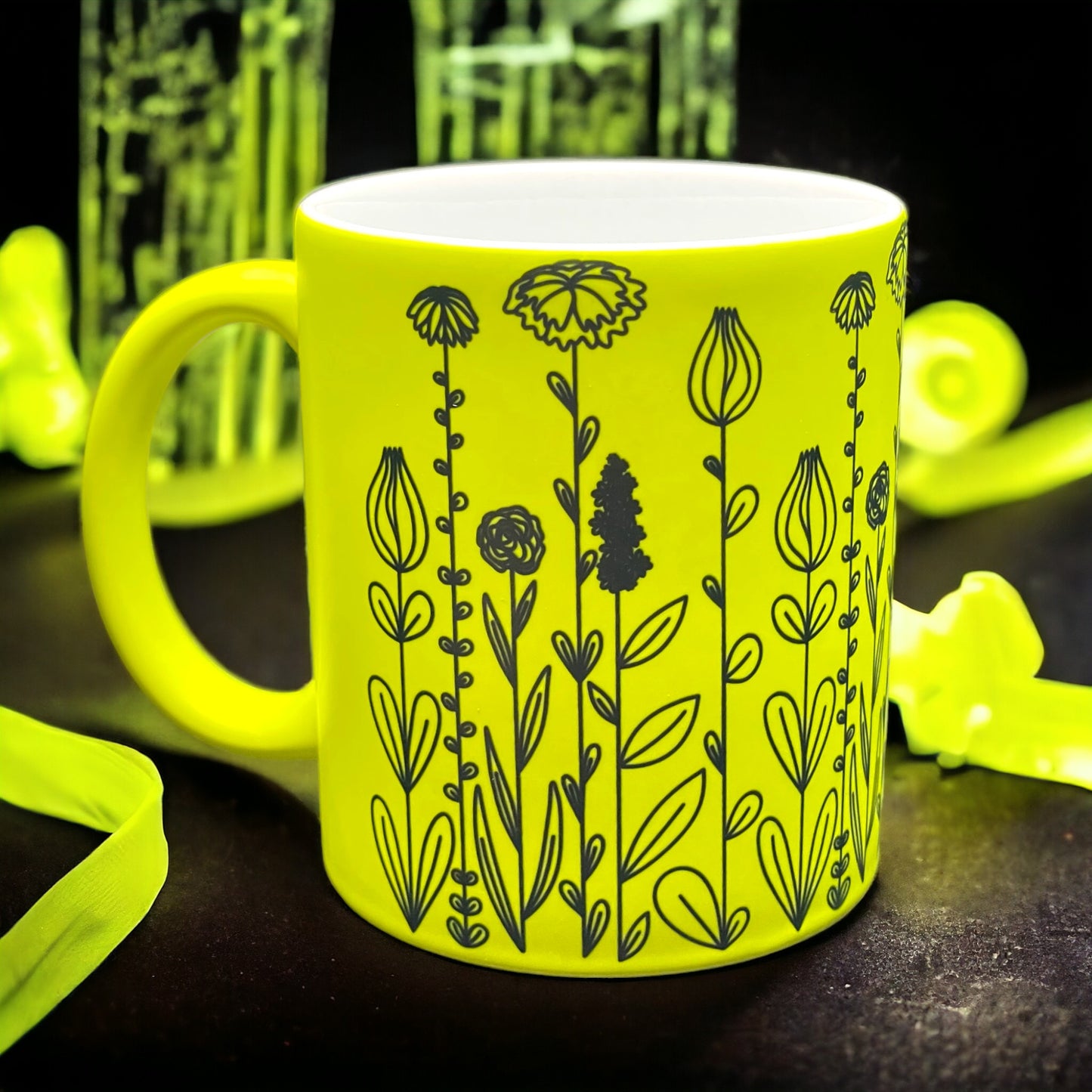 Neon 'Monochrome Meadow Flower'© Mugs